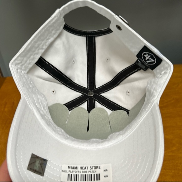 NBA Miami Heat '47 Brand Clean Up Relaxed Playoffs Cap Hat Adjustable White NWT - Picture 7 of 7